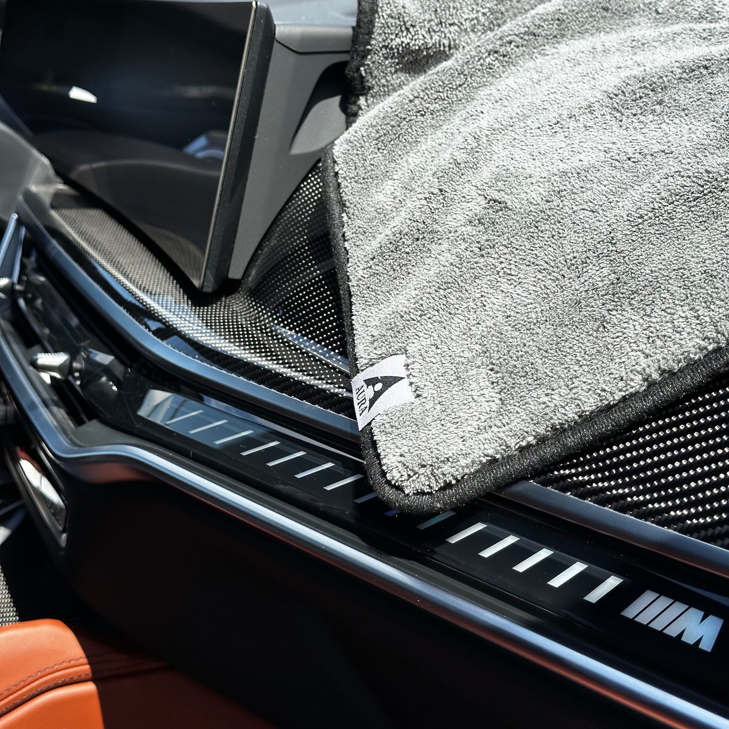AURA CAR KIT
