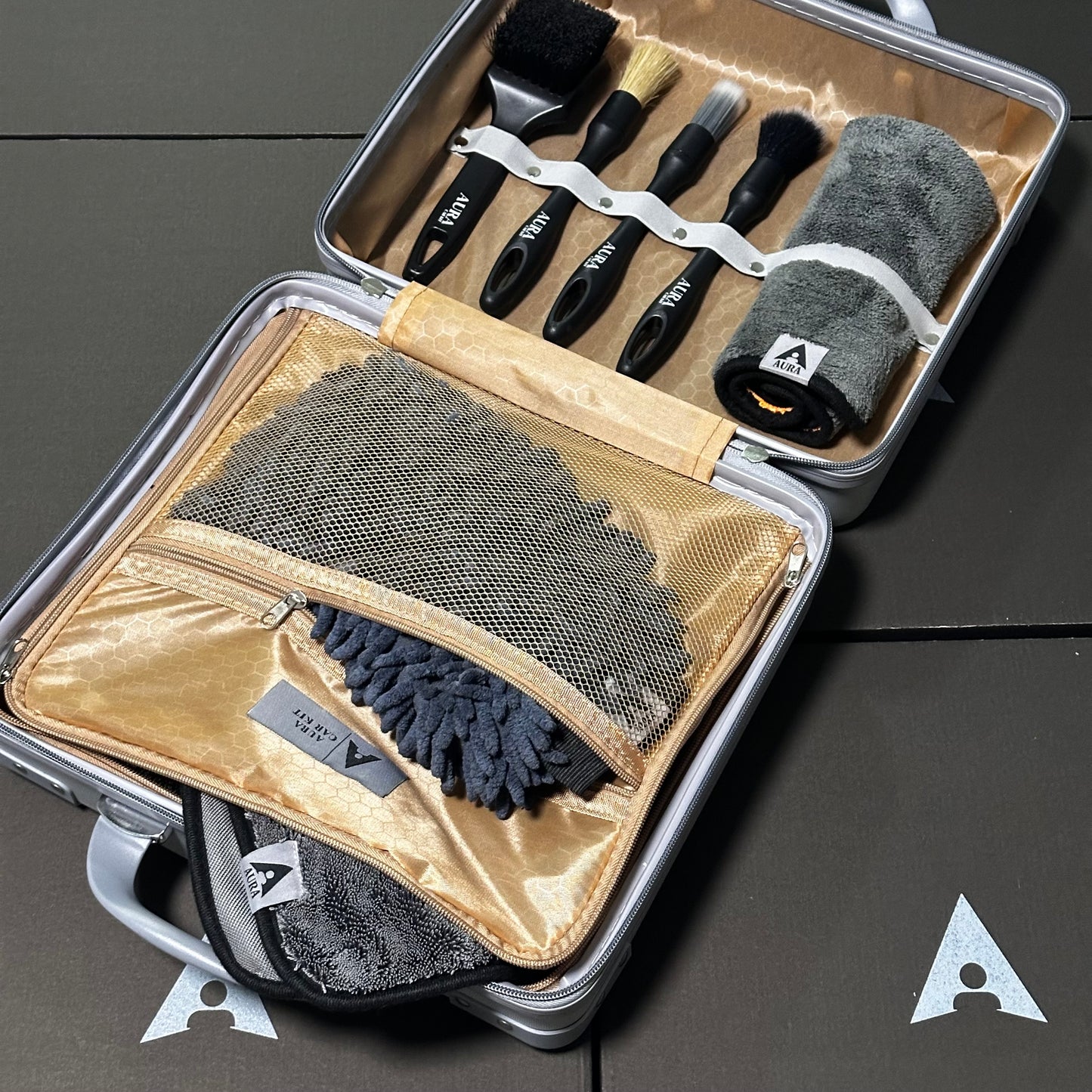 AURA CAR KIT
